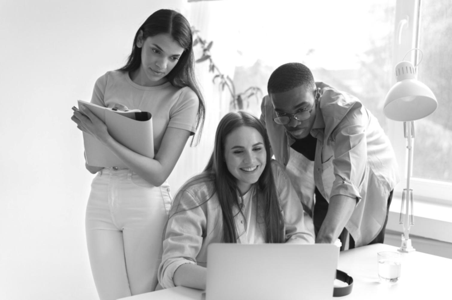 Professionelle Finanzberatung und Geschäftsanalyse